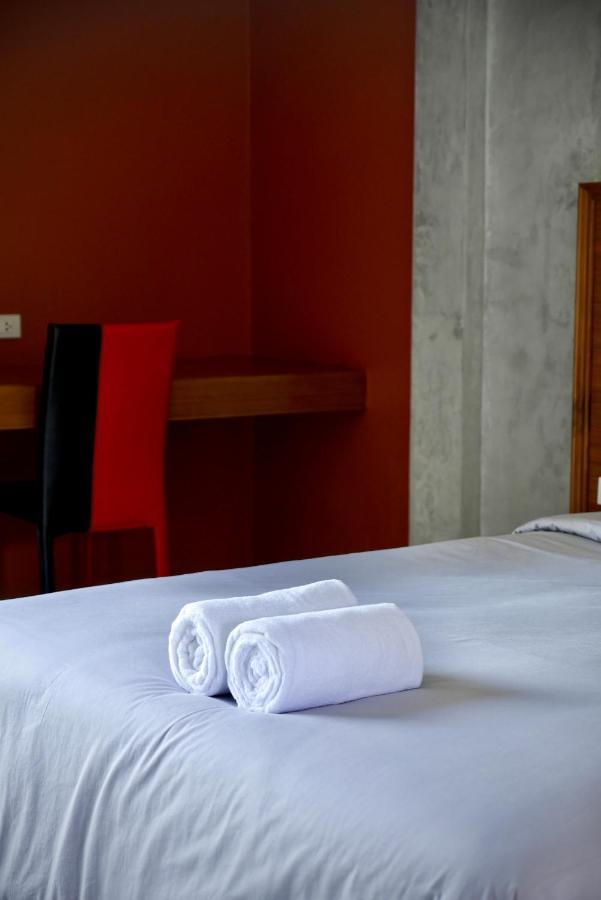 B3 Hotel Nakhon Si Thammarat Exterior photo