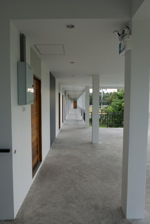 B3 Hotel Nakhon Si Thammarat Exterior photo